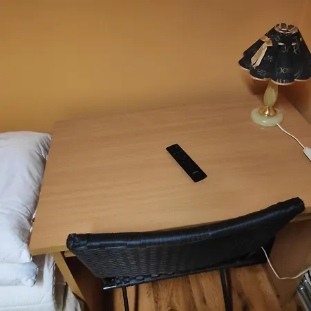 Forrent-Ee Apartment
